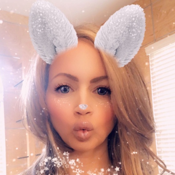 Meet your Posher, Jessica - Picture 1 of 1